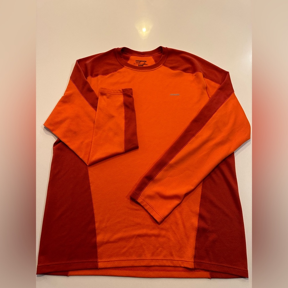 Patagonia Capilene 3 Base Layer in great condition!  Rare Color!